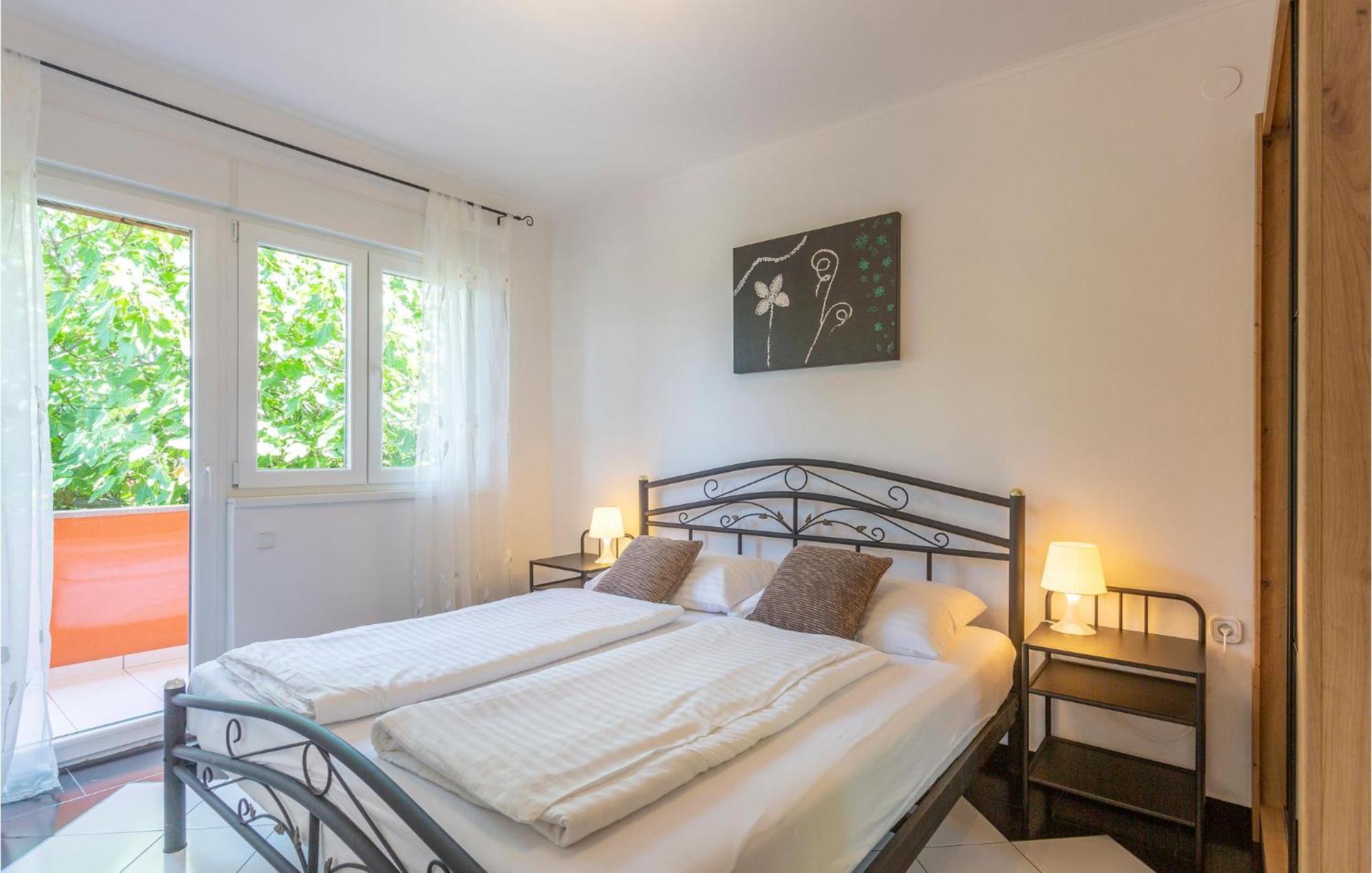Nice Home In Risika With House Sea View Екстер'єр фото